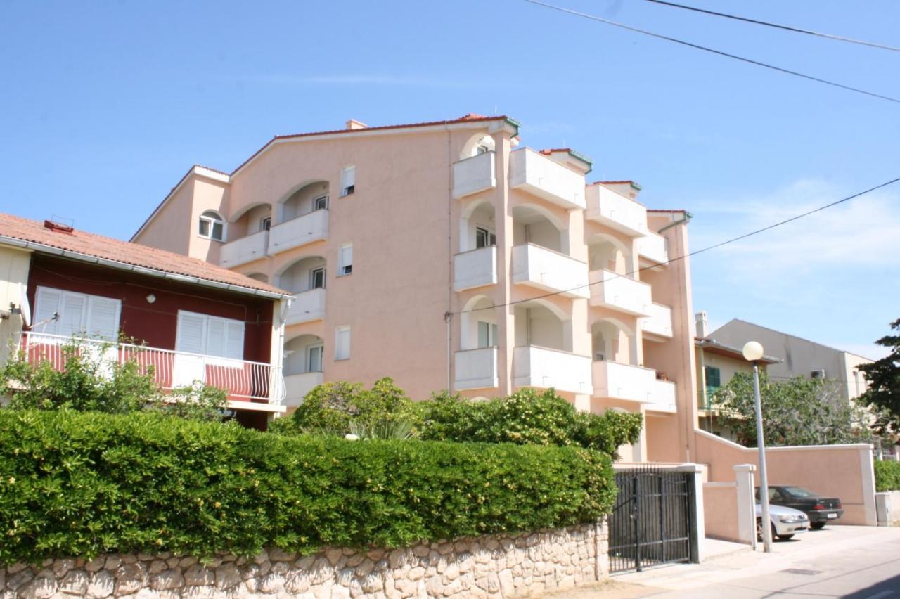 Double Room Pag 6311b Pag Town Exterior foto