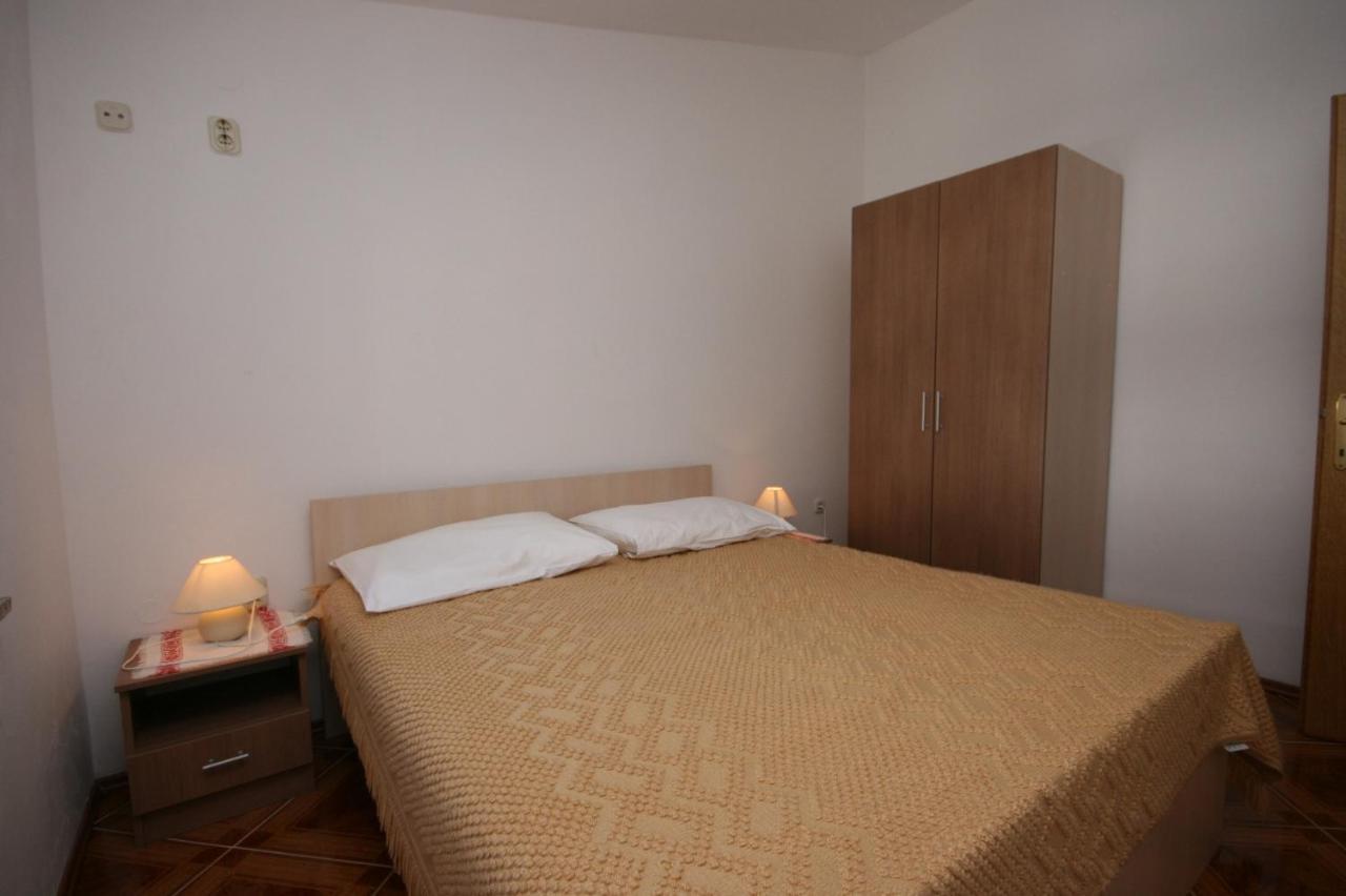 Double Room Pag 6311b Pag Town Exterior foto